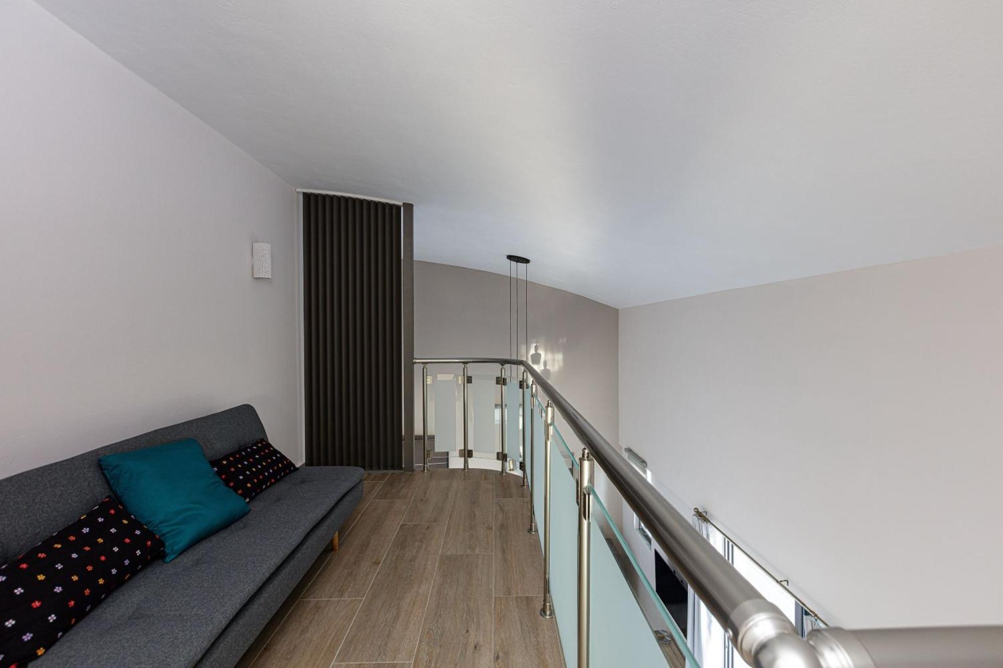 Aurora Apartments Chania  Bilik gambar