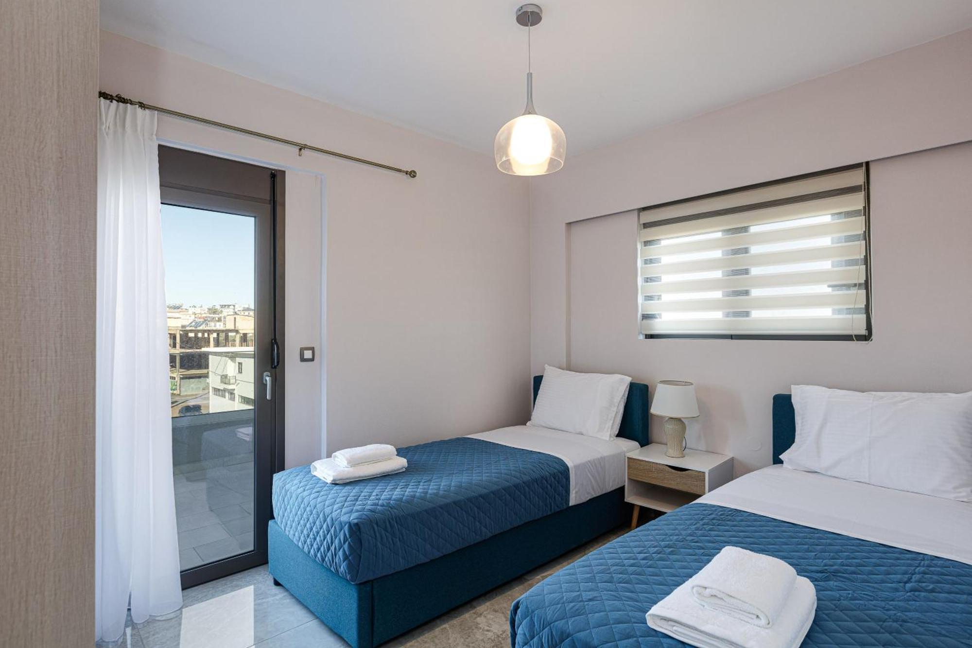 Aurora Apartments Chania  Bilik gambar