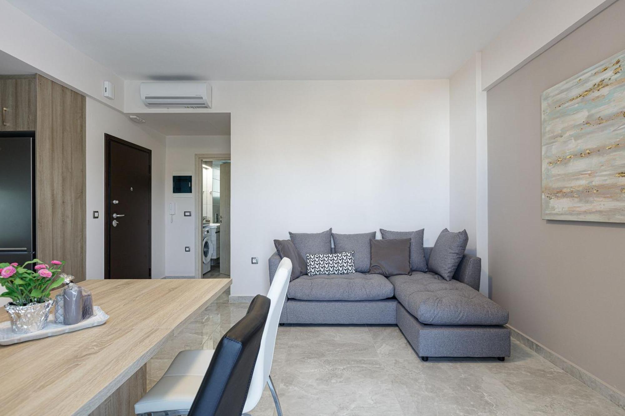Aurora Apartments Chania  Bilik gambar